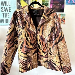 super funky vintage animal print jacket 
#vintagejacket #cheetahprintjacket
